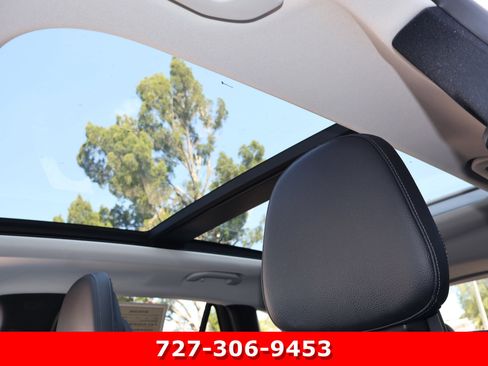 Certified 2023 Mercedes-Benz GLC 300 image 5