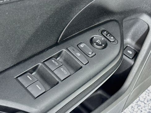 Certified 2017 Honda Civic EX image 17