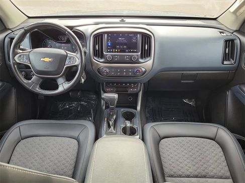 Used 2021 Chevrolet Colorado Z71 image 12