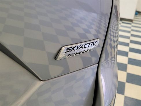 Used 2018 MAZDA CX-5 Touring image 7