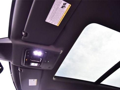 New 2026 Volkswagen Atlas Cross Sport SE image 21