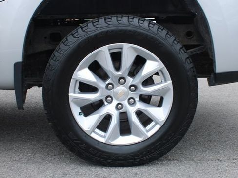 Used 2022 Chevrolet Silverado 1500 Custom AWD/4WD image 34