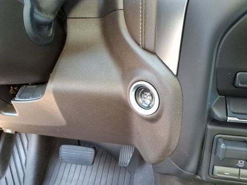 Used 2021 Chevrolet Silverado 1500 RST w/ Texas Edition Plus image 12