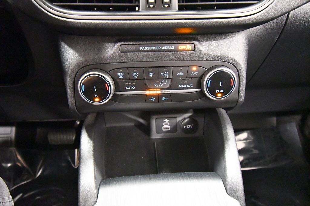 Used 2025 Ford Escape Active AWD/4WD image 25