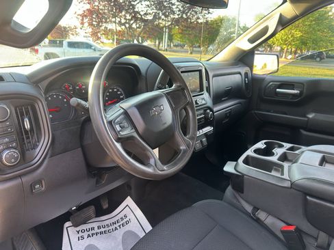 Used 2020 Chevrolet Silverado 1500 Custom Trail Boss w/ Custom Convenience Package image 17