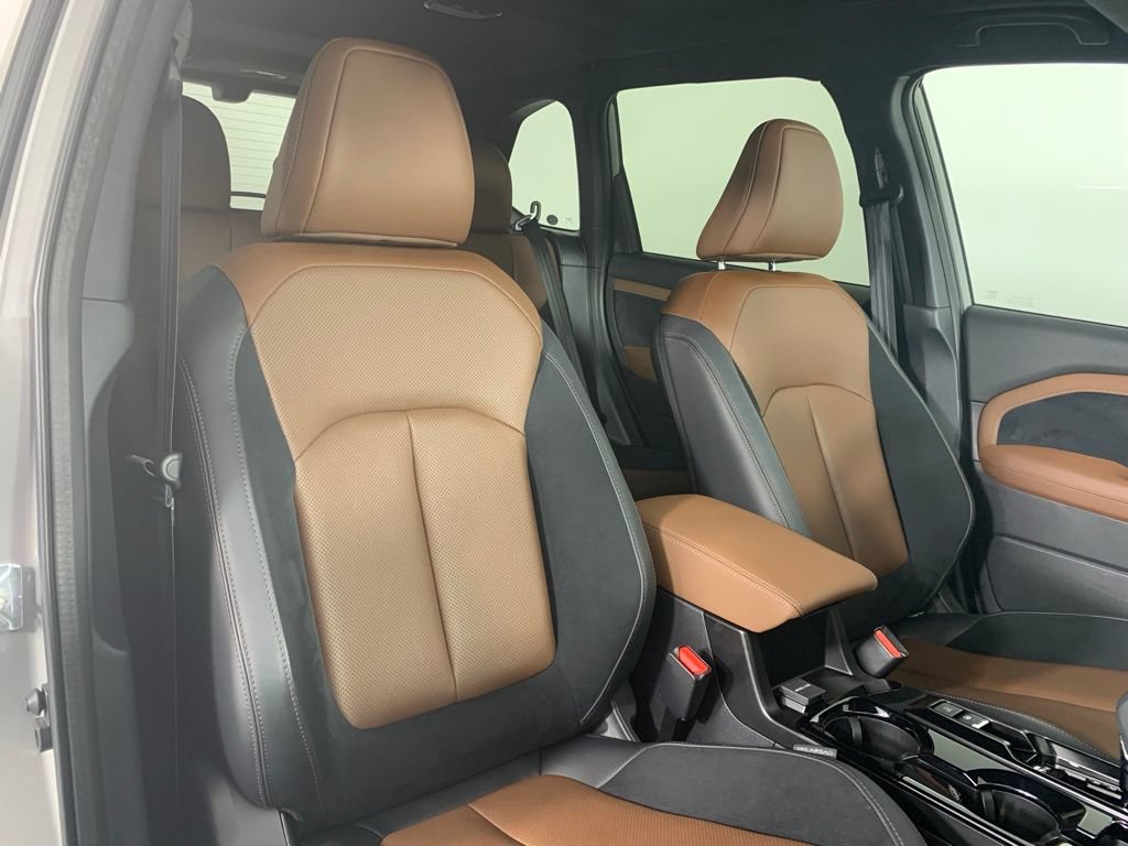 Used 2026 Subaru Forester Touring AWD/4WD image 2