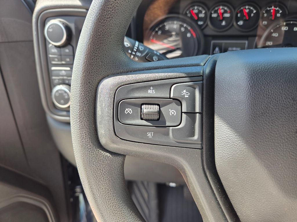 Used 2023 Chevrolet Silverado 1500 Custom Trail Boss w/ LPO, Dark Essentials Package AWD/4WD image 32