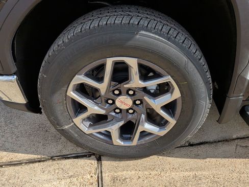 New 2026 GMC Sierra 1500 SLT image 51