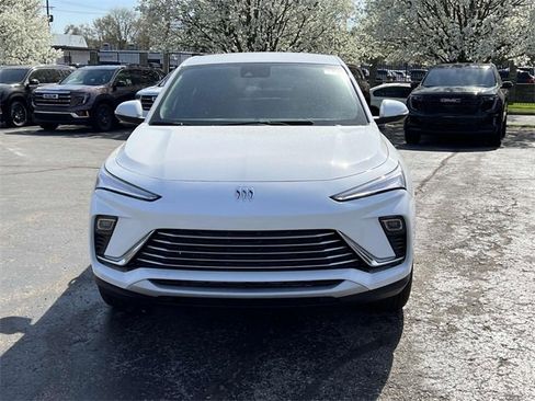 Used 2025 Buick Envista Preferred w/ Convenience I Package image 8