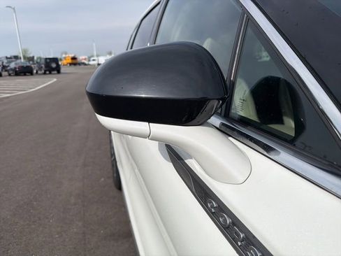 Used 2022 Lincoln Corsair AWD w/ Premium Package image 6