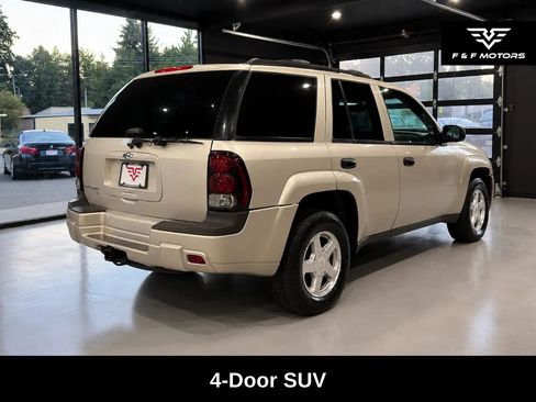 Used 2006 Chevrolet TrailBlazer LS w/ LS Preferred Equipment Group AWD/4WD image 5