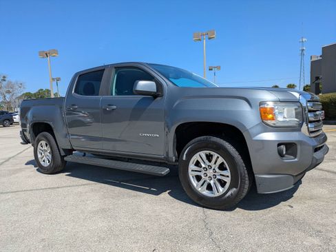 Used 2019 GMC Canyon SLE image 2
