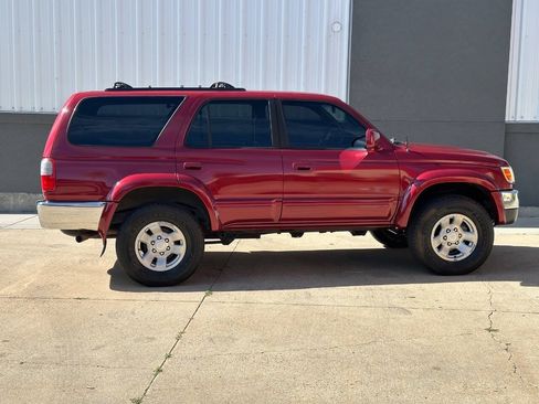 Used 1998 Toyota 4Runner Limited AWD/4WD image 13