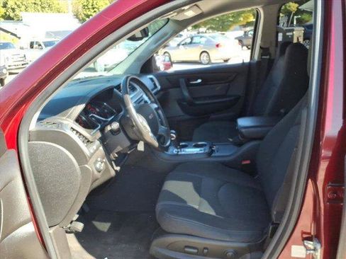 Used 2016 GMC Acadia SLE image 21