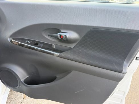 Used 2008 Scion xD FWD image 15