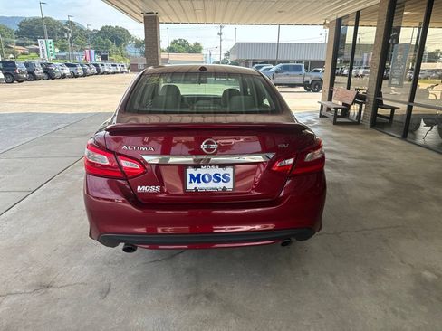 Used 2017 Nissan Altima 2.5 SV FWD image 5