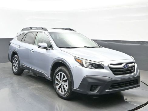 Used 2021 Subaru Outback Premium AWD/4WD image 8