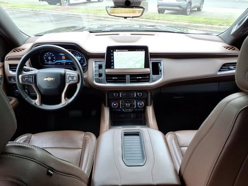 Certified 2023 Chevrolet Suburban High Country w/ Premium Package 2 AWD/4WD image 24