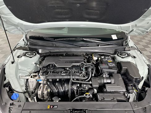 Used 2025 Kia K4 LXS image 32