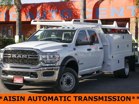 Used 2022 RAM 5500 Tradesman w/ Chrome Appearance Group image 4