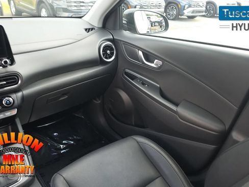 Used 2023 Hyundai Kona Limited FWD image 29