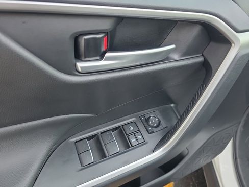 Certified 2025 Toyota RAV4 XLE image 16