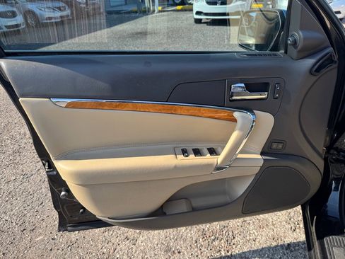 Used 2012 Lincoln MKZ image 13