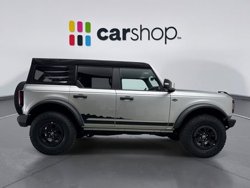 Used 2024 Ford Bronco Wildtrak image 6