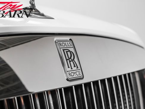 Used 2012 Rolls-Royce Ghost Extended Wheelbase image 9