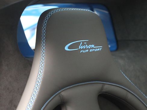 Used 2021 Bugatti Chiron Pur Sport image 19