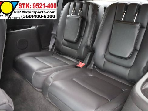 Used 2015 Ford Explorer XLT w/ Equipment Group 202A AWD/4WD image 14