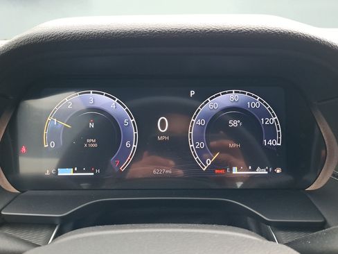 Used 2025 Jeep Grand Cherokee L Altitude AWD/4WD image 19