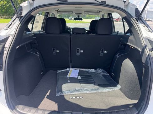 New 2025 Nissan Kicks Play S FWD image 20