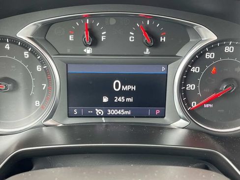 Used 2025 Chevrolet Blazer LT FWD image 40
