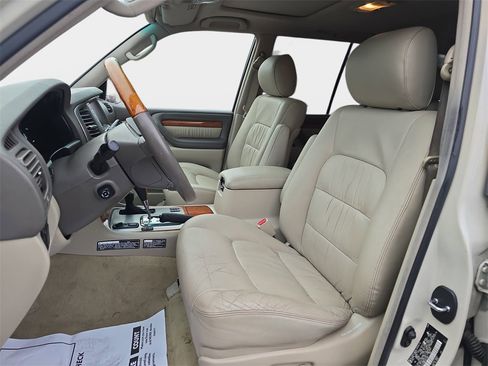 Used 2006 Lexus LX 470 4WD image 19