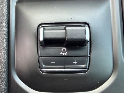 Used 2024 GMC Sierra 2500 AT4 w/ AT4 Premium Plus Package image 25