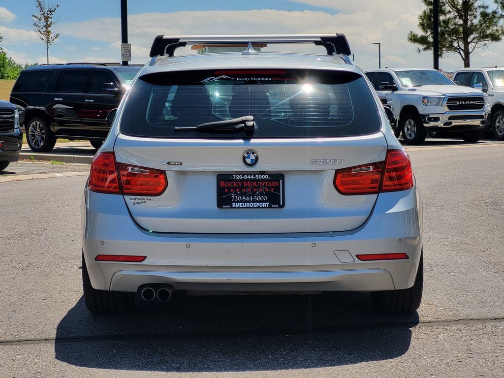 Used 2015 BMW 328i xDrive Wagon AWD/4WD image 5