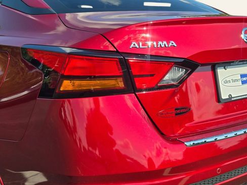 Used 2022 Nissan Altima 2.5 SV w/ SV Premium Package FWD image 72