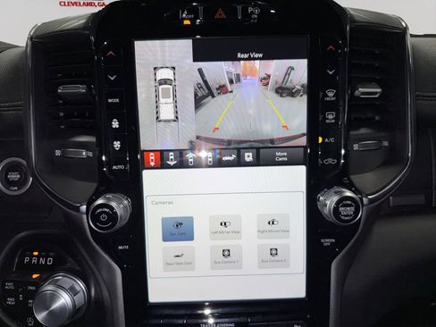 Used 2024 RAM 1500 Laramie image 31