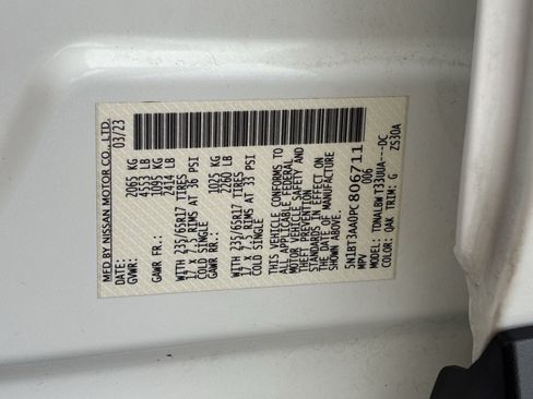 Used 2023 Nissan Rogue S FWD image 34