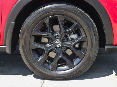 Used 2024 Honda HR-V Sport image 9