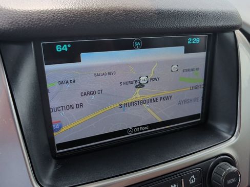 Used 2019 Chevrolet Suburban Premier AWD/4WD image 22