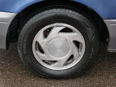 Used 2002 Toyota Sienna XLE image 15