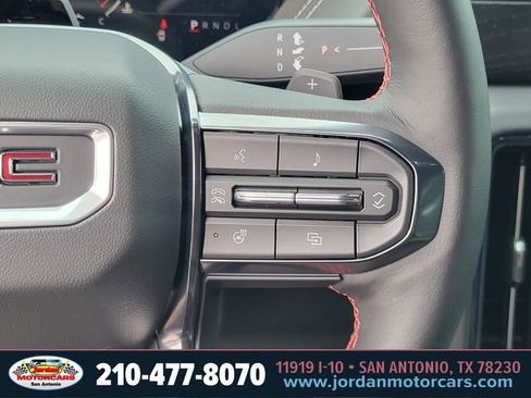 Used 2025 GMC Yukon XL AT4 Ultimate AWD/4WD image 31