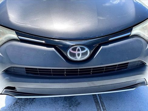 Used 2017 Toyota RAV4 XLE FWD image 30