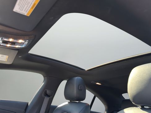 Used 2022 Mercedes-Benz CLA 250 image 33