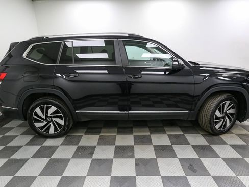 Used 2025 Volkswagen Atlas SEL AWD/4WD image 9