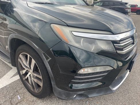 Used 2017 Honda Pilot Touring image 17
