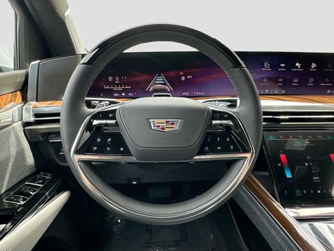 Used 2026 Cadillac Escalade Platinum Sport w/ LPO, ONYX Package AWD/4WD image 11
