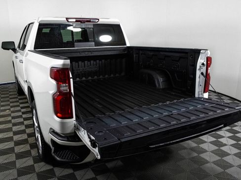 Certified 2024 Chevrolet Silverado 1500 High Country w/ High Country Premium Package AWD/4WD image 13